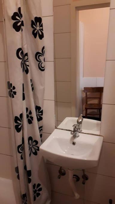 Simple Apartment 10 Minutes To Downtown Βιέννη Εξωτερικό φωτογραφία